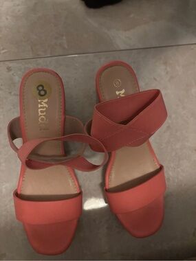 Mudd Coral Elastic Strap Slide Sandals